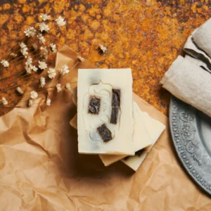 Natural soap with cloves [4]