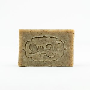 Natural shampoo with nettle and castor oil